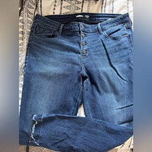 Size 14. Dark Wash. Mid-Rise Ankle Jean from Old Navy.